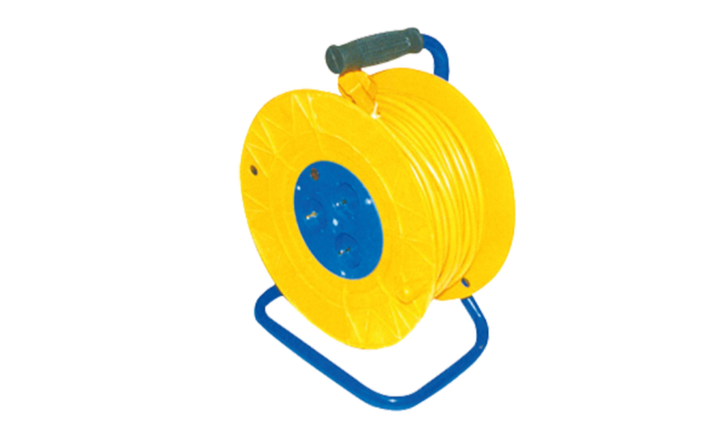 Makaralı Seyyar Uzatma Kablosu